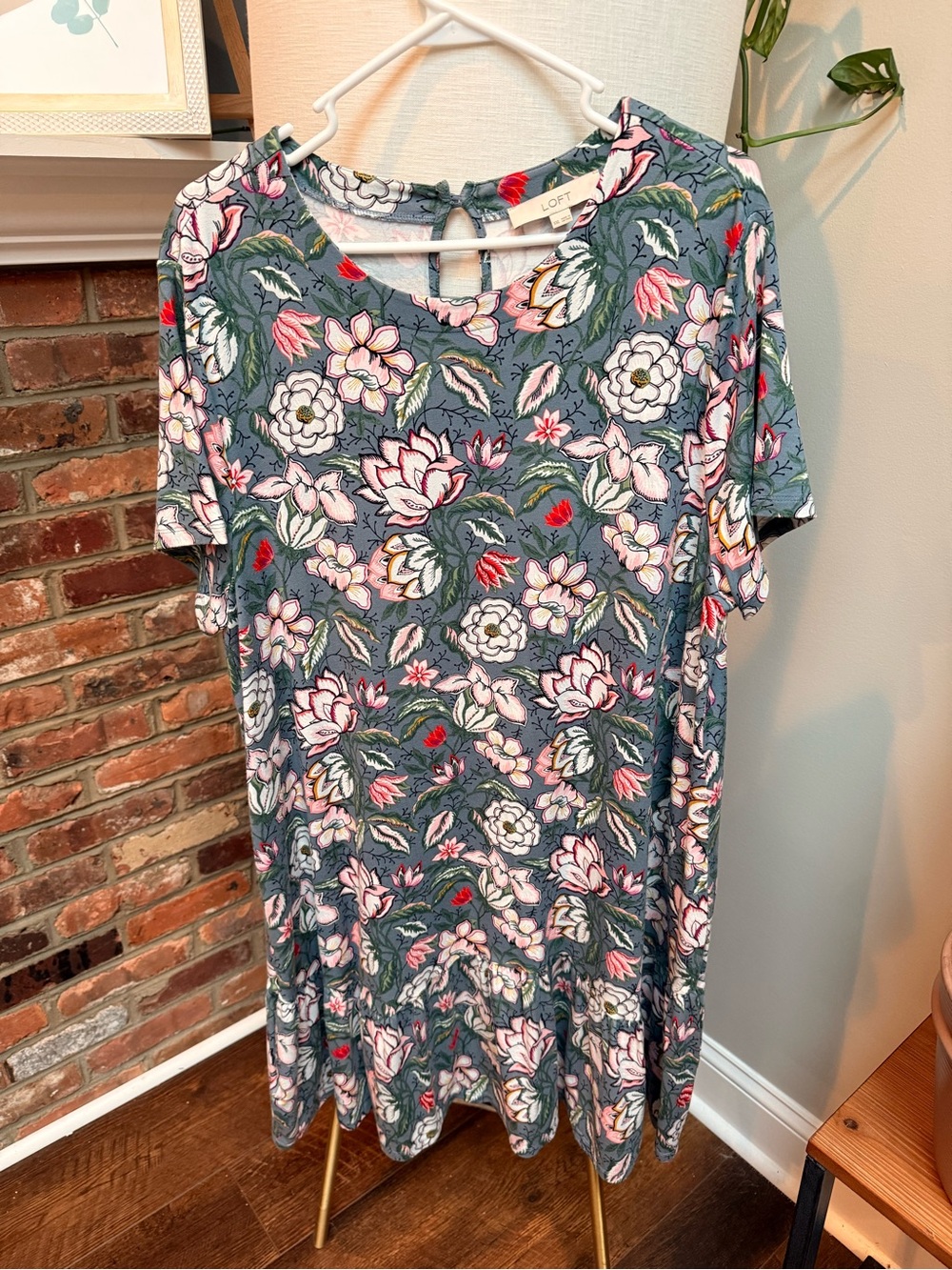 LOFT Teal Floral Short Sleeve Swing Tunic - Pink & White Flowers